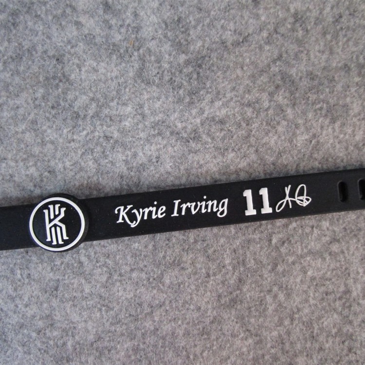 Vòng Tay Thể Thao Bóng Rổ Số 11 star Kyrie Irving Có Thể Điều Chỉnh Bằng Silicon