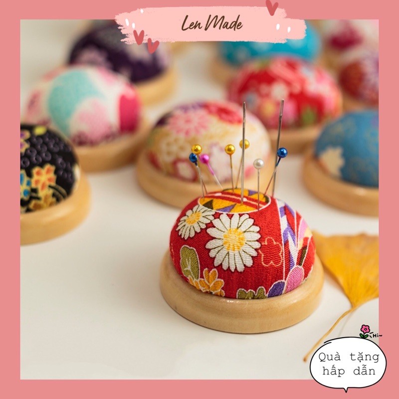 Bông cắm kim hoa nhí đế gỗ dụng cụ may vá thêu thùa tiện ích đồ dùng gia đình handmade thủ công Lenmade 🌿