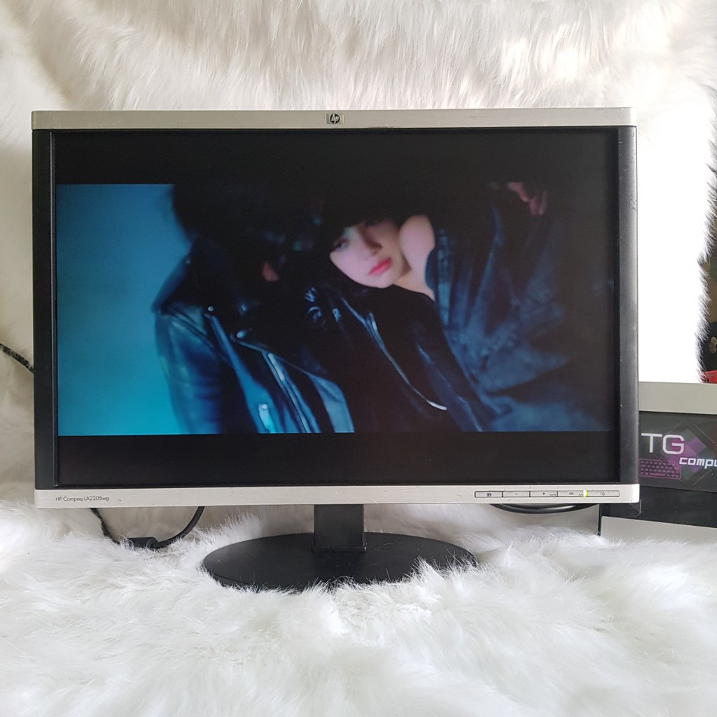 Màn hình máy tính 22 inch / LCD HP Compaq 22 inch - Chân có thể xoay đứng màn hình Vi tính TG | BigBuy360 - bigbuy360.vn