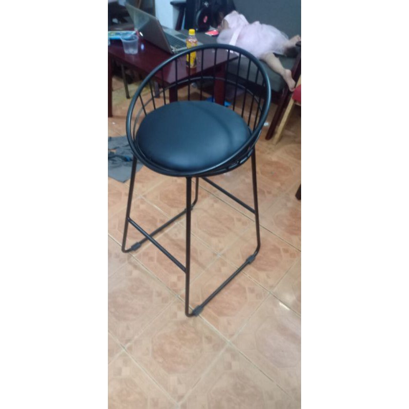 Ghế sắt uốn quầy bar