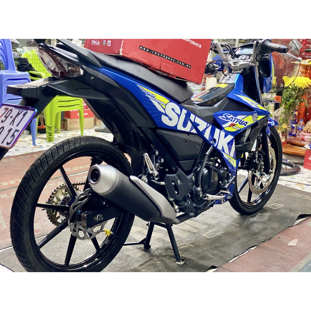 Mâm RCB 8 cây chế full satria + vỏ Michelin city grip pro 60/70