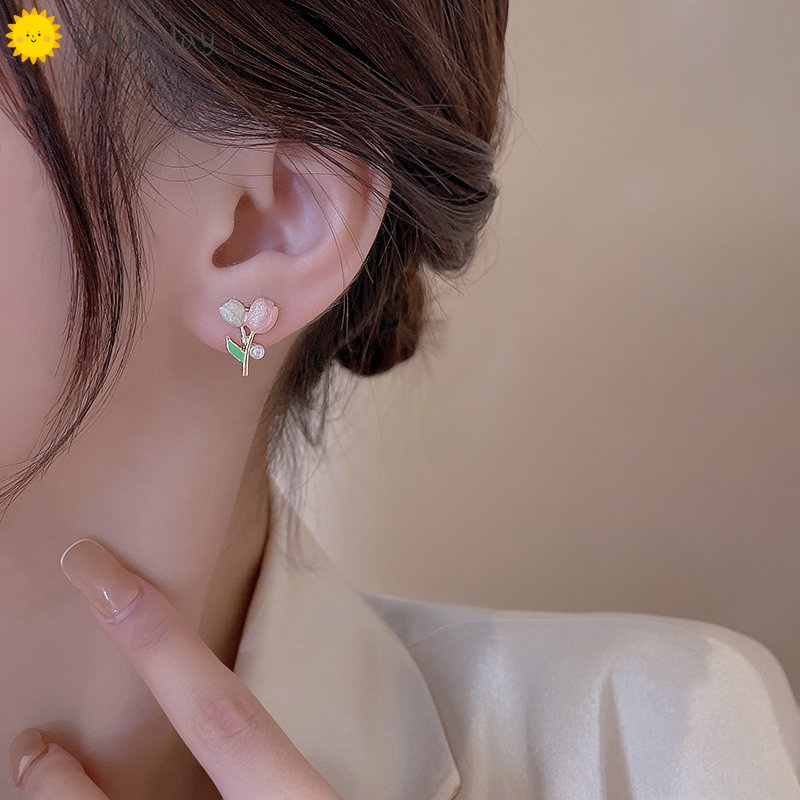 Bông Tai Hình Hoa Tulip Đính Ngọc Trai Giả Màu Hồng / Vàng Thời Trang Cho Nữ