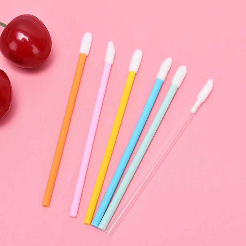 Set 50 Cọ Tô Son Môi Dùng Một Lần Tiện Dụng