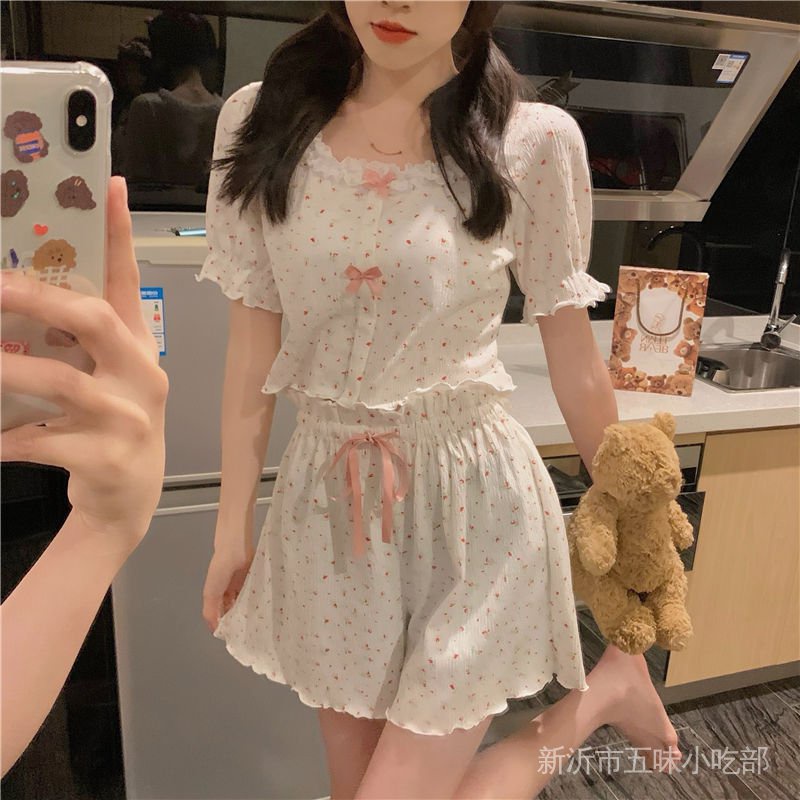 Bộ Đồ Ngủ Hai Mảnh Áo Phối Ren Hoa Mỏng Thời Trang Mùa Hè Dễ Thương Cho Nữ