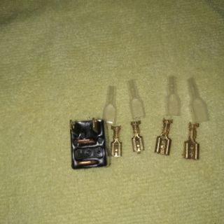 relay nais 4 chân 12v