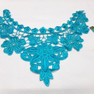 Cổ áo thêu nổi đẹp