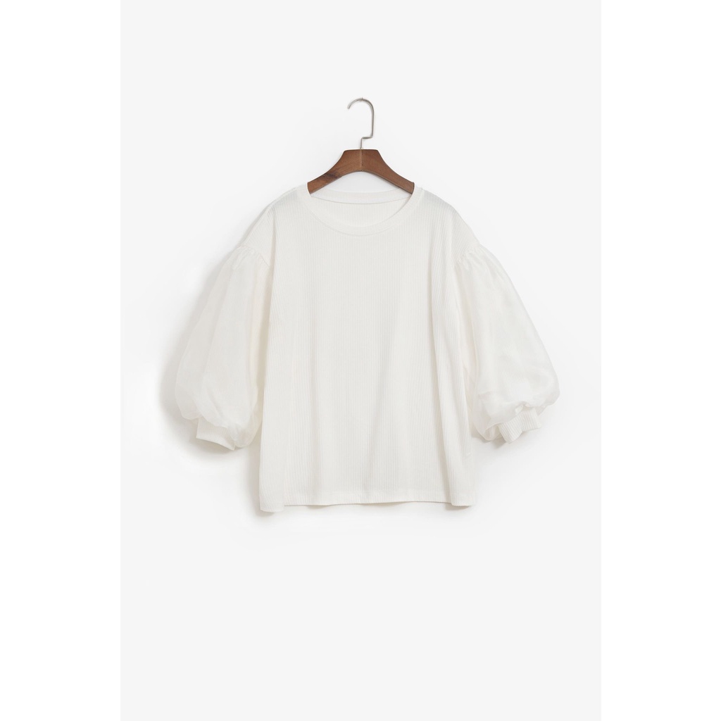 Áo len nữ MADELEN tay bồng phối von màu trắng | BigBuy360 - bigbuy360.vn