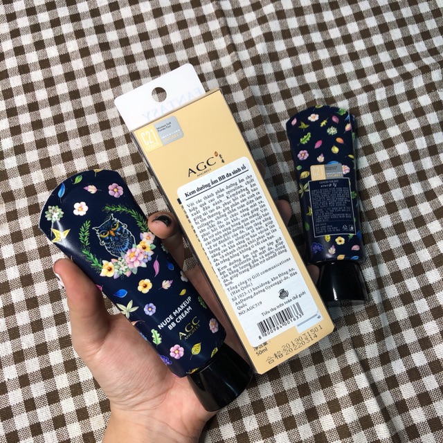 Kem nền che khuyết điểm Agc nội địa Trung | BigBuy360 - bigbuy360.vn
