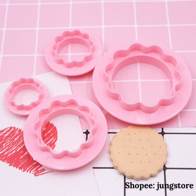 Bộ 4 Khuôn Cắt 2 mặt hình hoa và hình tròn dùng tạo hình mũ gà, mũ heo, hoa hồng và nhiều mẫu bánh bao khác M206