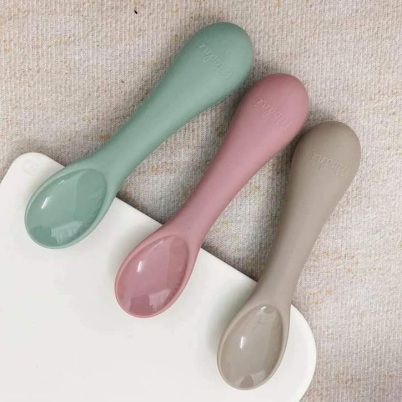 Thìa ăn dặm silicon Bluemama