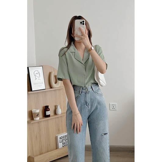 Áo sơmi cổ vest chất lụa cát phong cách Hàn Quốc