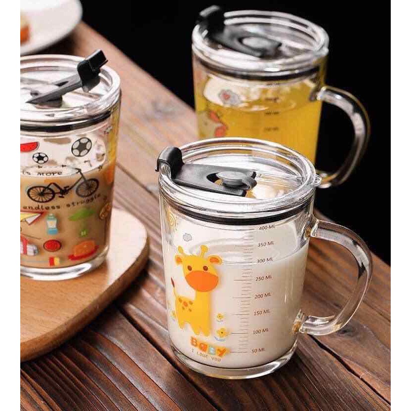 Cốc Uống Nước Chia Vạch Chất Liệu Thuỷ Tinh Chịu Nhiệt Ly thủy tinh nắp chân không chống tràn kèm ống hút