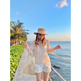 Áo hoạ tiết hoa nhí viền bèo