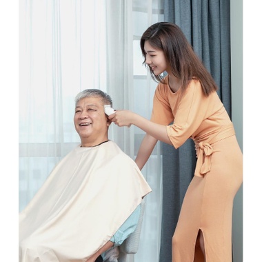 Tông đơ điện Xiaomi Enchen Boost bao gồm kéo, bộ áo choàng cắt tóc