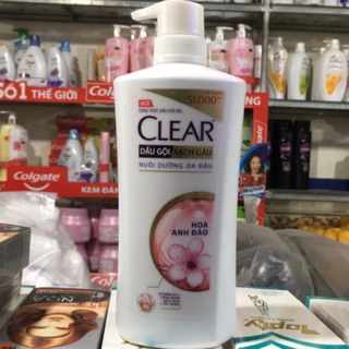 Dầu Gội Clear Hoa Anh Đào Sạch Gàu Thơm Mát 650g