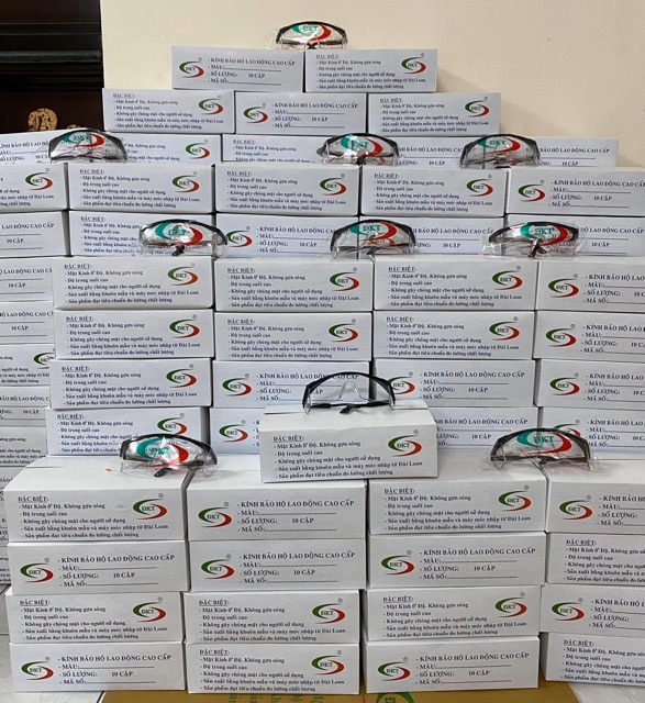 Kính mắt bảo vệ