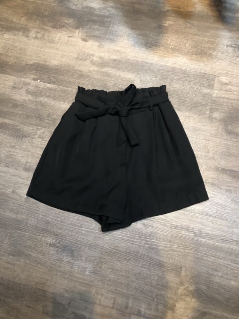 Quần short belt H&M dư xịn