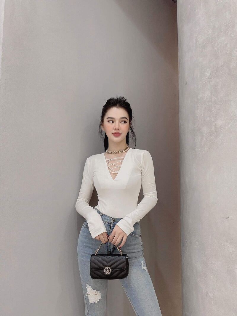 Áo zip body đan dây hàng đẹp | BigBuy360 - bigbuy360.vn