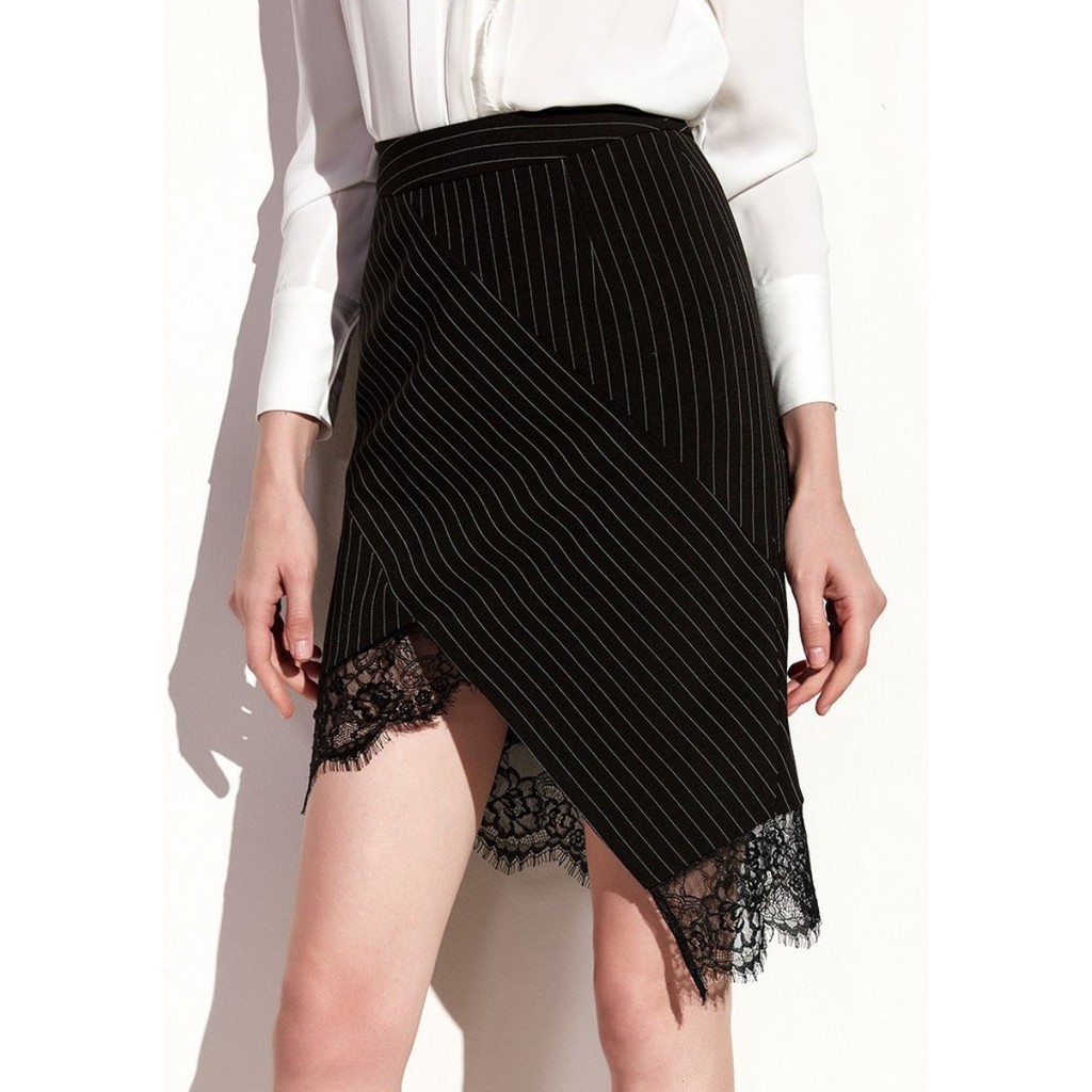 Chân váy nữ kẻ body phối ren hai lớp BY AUGUST DESIGN | BigBuy360 - bigbuy360.vn