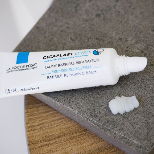 Kem Dưỡng Môi La Roche-Posay Cicaplast Levres Barrier Repairing Balm 7.5ml