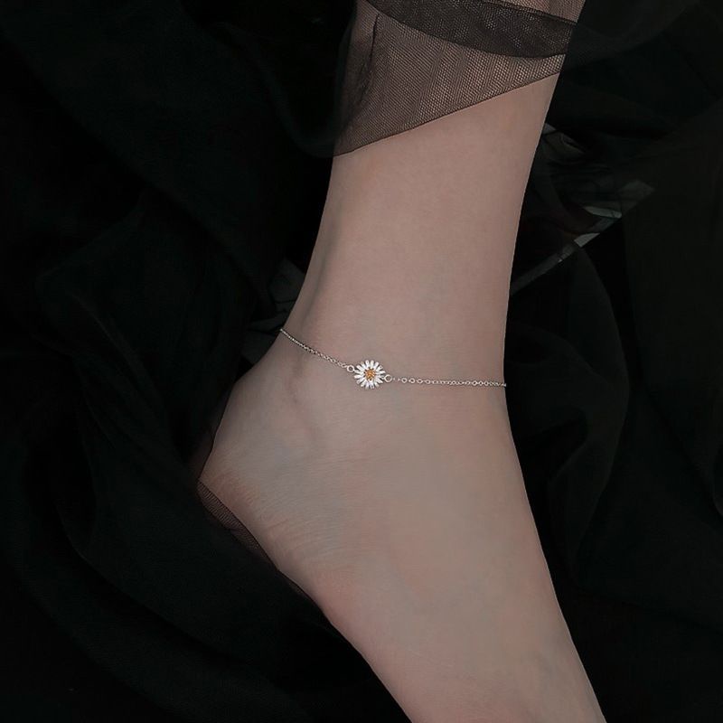 Lắc chân bạc S925 hoa cúc họa mi mảnh mai, nữ tính Vườn Trang Sức VTSLC0138