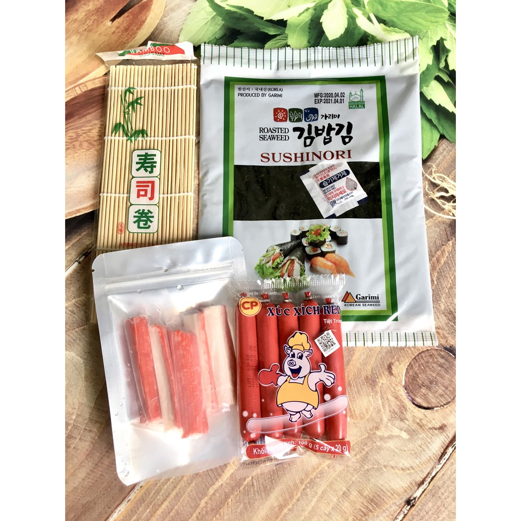 Set 4 món rong biển cuộn kimbap ( rong biển lá kim, mành tre, 1 gói xúc xích,100g thanh cua)