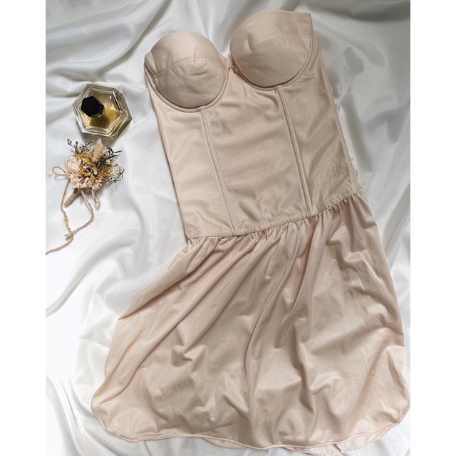 Áo corset dáng váy nude 2hand