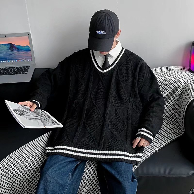 Áo sweater dệt kim tay dài cổ chữ V dáng rộng phong cách Nhật Bản cho nam