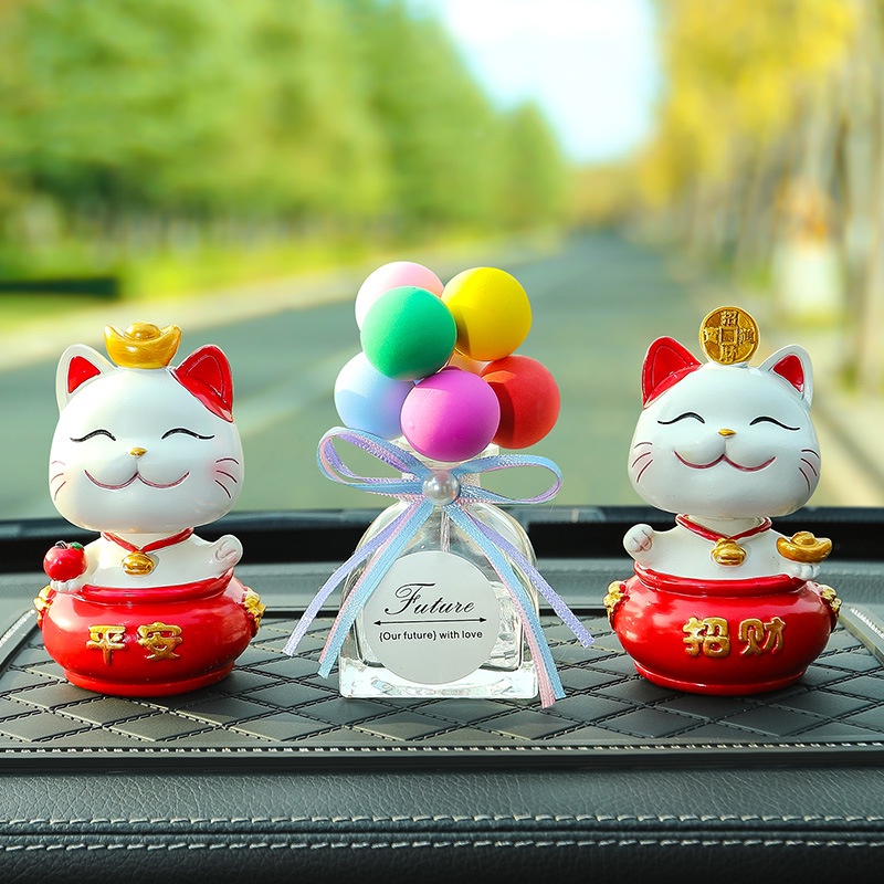 Decor mèo thần tài kết hợp cùng bình bóng trang trí taplo ô tô có tặng kèm sáp thơm