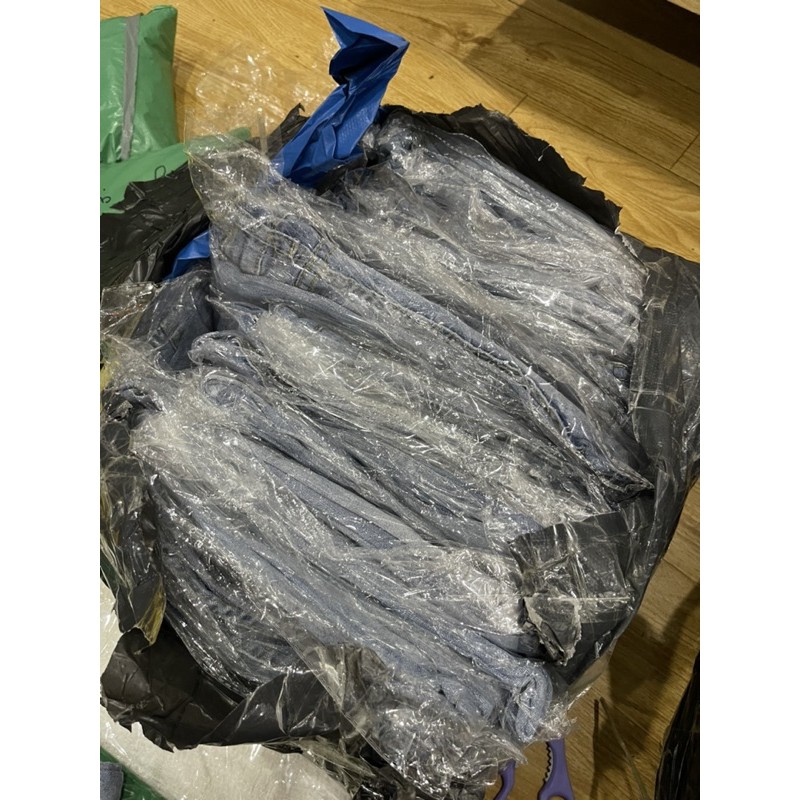 FREESHIP- QUẦN SKINNY RÁCH 2 MẶT CÁ TÍNH KÈM ẢNH THẬT | BigBuy360 - bigbuy360.vn