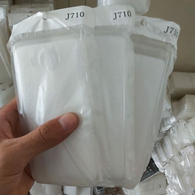 Bộ 3 chiếc ốp lưng cho galaxy j7 2016 silicon trong suốt siêu mỏng(loại tốt)