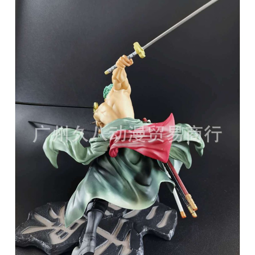 Mô hình One Piece Zoro tam kiếm POP