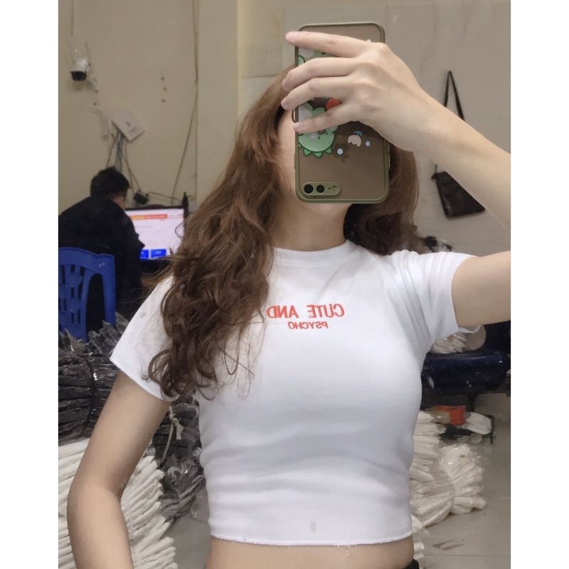 ÁO CROPTOP THÊU CHỮ CUTE_AND | BigBuy360 - bigbuy360.vn