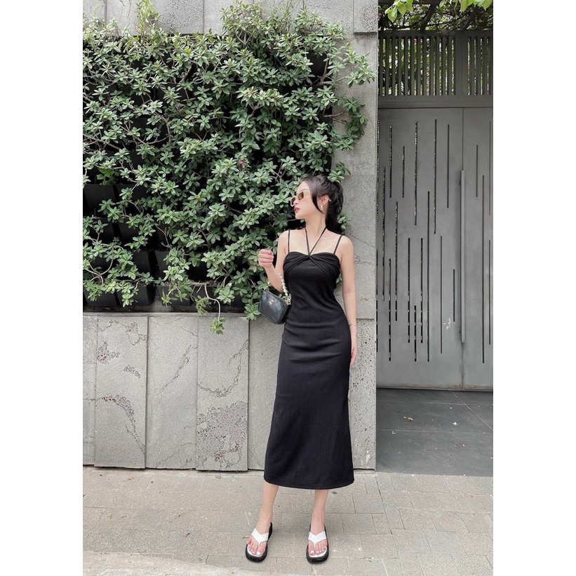 [8.8 Sales Freeship] Đầm thun đen 2 dây ôm body, đầm đen cột dây cổ kiểu xoắn ngực dáng dài mặc dạo phố tôn dáng, sexy