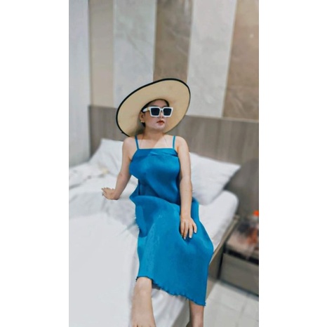 Thanh lý váy xếp ly