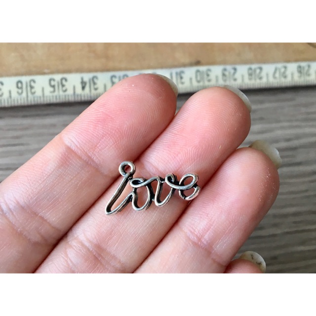 10 chữ love kim loại