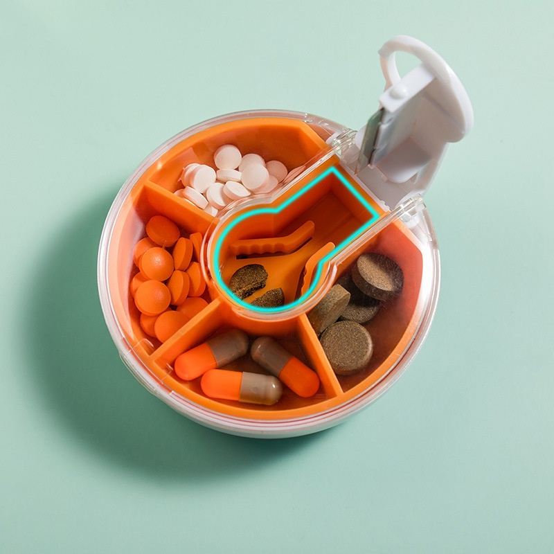Four-compartment round pill box, two compartments, dustproof and odorless