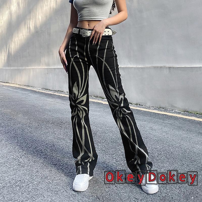 Quần jeans cắt thấp màu sắc graffiti có túi cho nữ