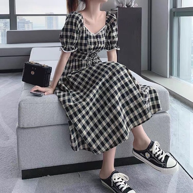 ĐẦM CARO ĐAN EO CỔ U