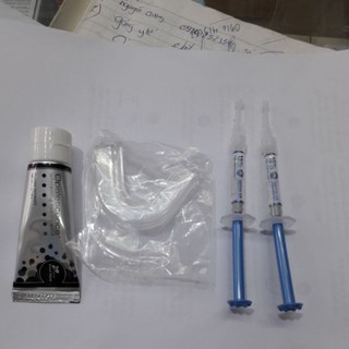 Combo 2 tuýp thuốc tẩy trắng Opalescence 15% mỹ + máng ngậm + kem đánh răng duy trì trắng