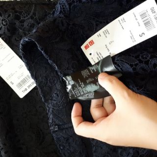 Chân váy ren Uni xuất dư