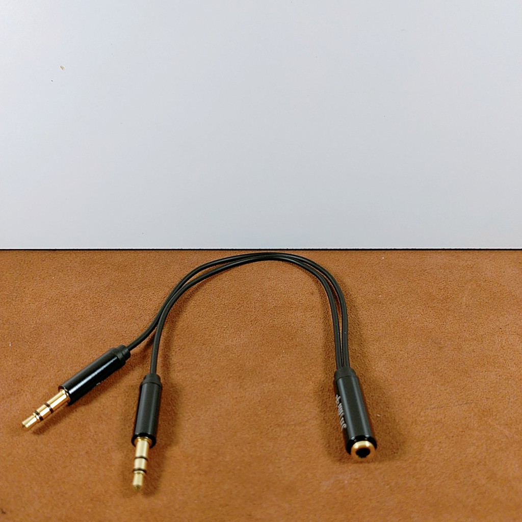 Dây chia tai nghe 3.5 ra thành 1 mic và 1 audio dài 1 mét