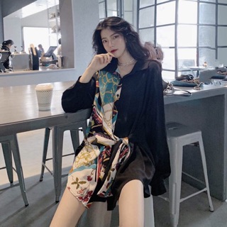 Áo sơ mi họa tiết giấu quần