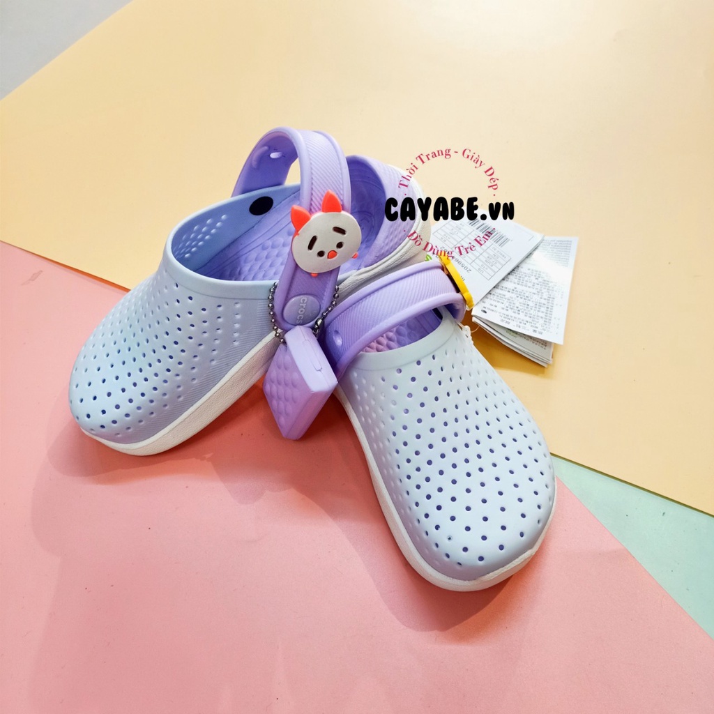 DÉP SỤC TRẺ EM CROCS LITERIDE QUAI GẮN NÚT CHO BÉ