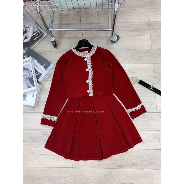 H1- set 2 món nhung , chân váy xoè, áo viền ren nhọn