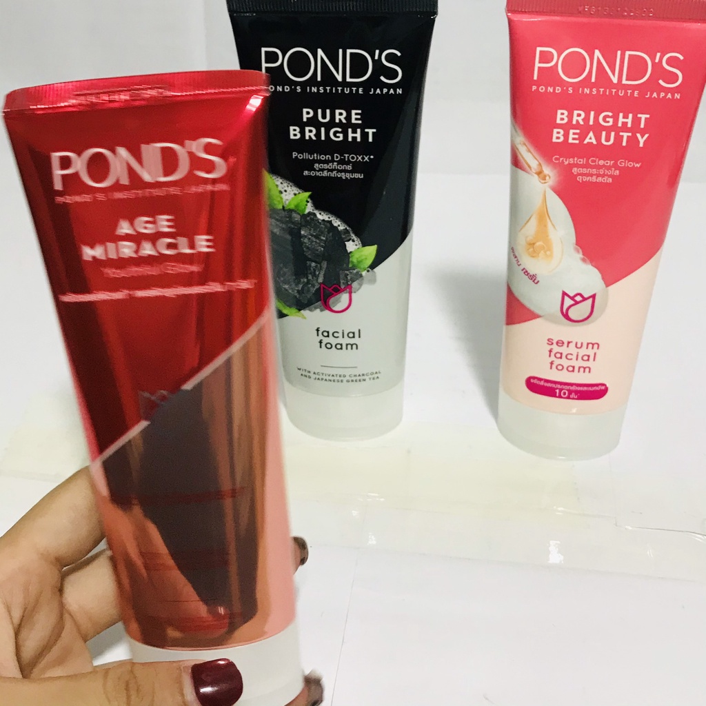 Sữa rửa mặt sáng da giúp sạch khuẩn Pond's 100g