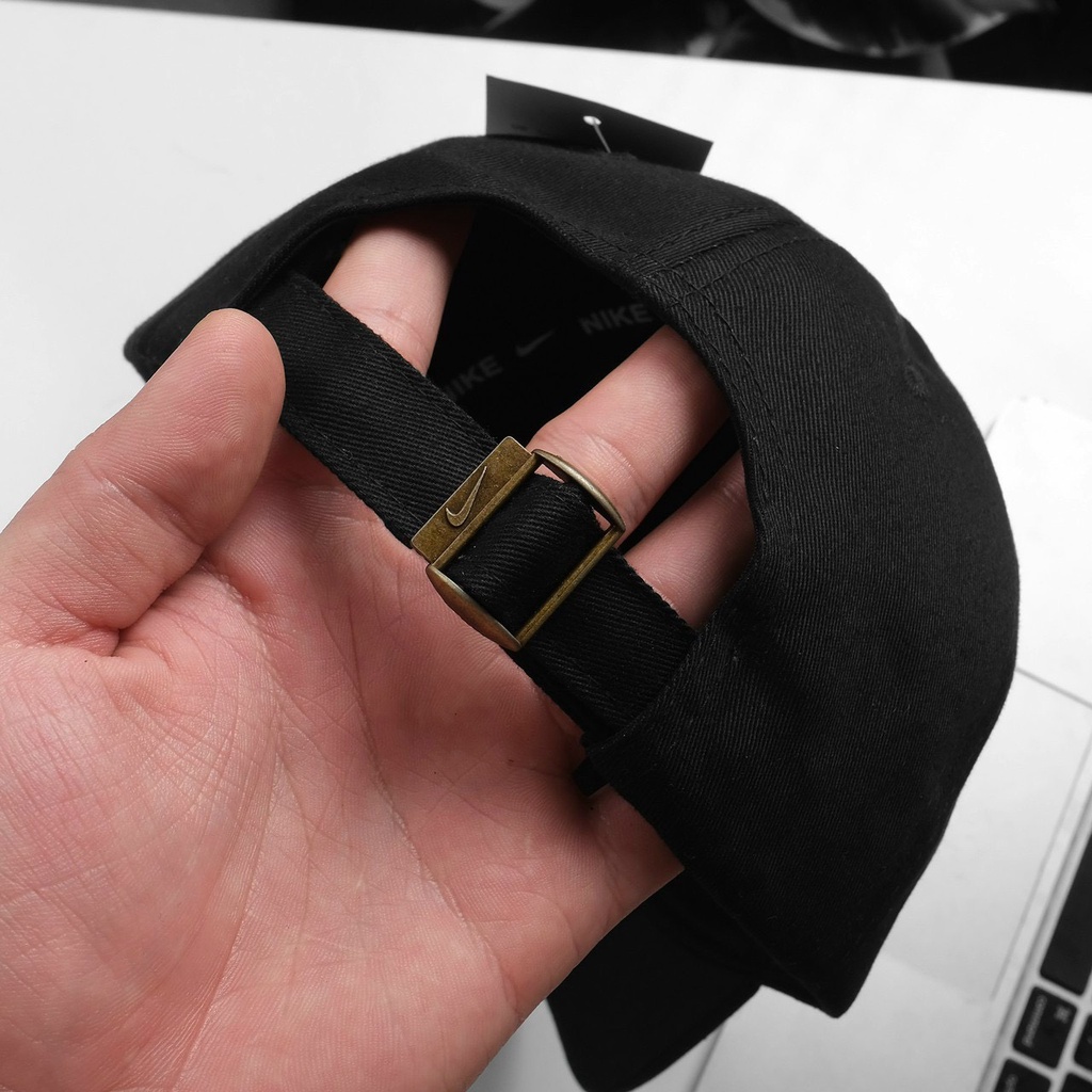 Mũ Nike Freak Thêu Nổi Logo