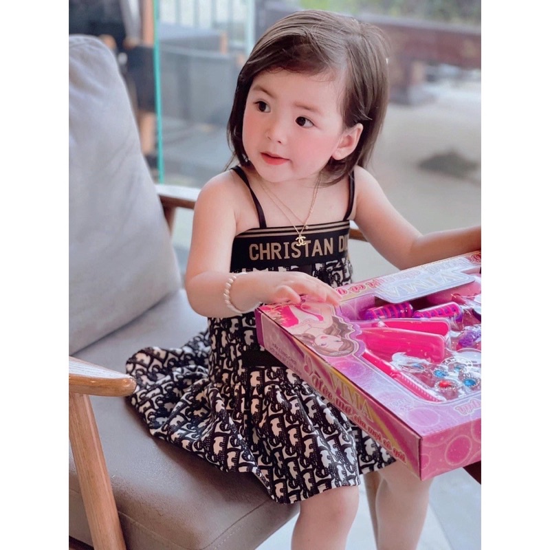 Váy 2 dây lụa DIor cao cấp bé gái