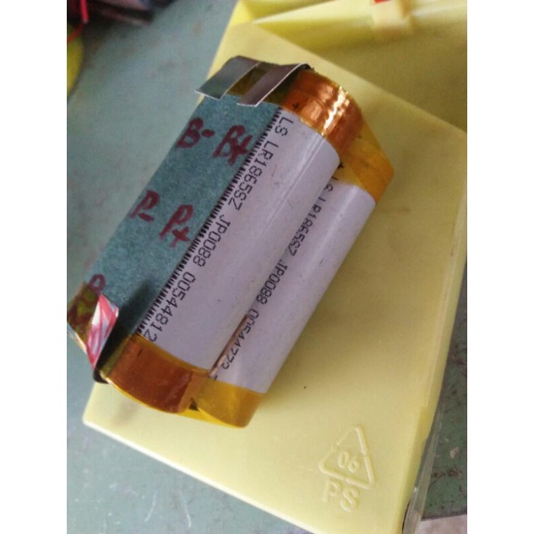 Khối pin 2S 2p 8,4 volt 5200mah chưa có mạch  bảo vệ dùng cho loa trợ giảng và bẫy chim