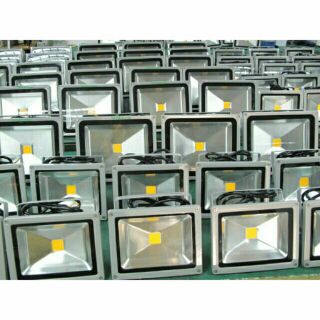 Đèn pha led chiếu sáng 10w